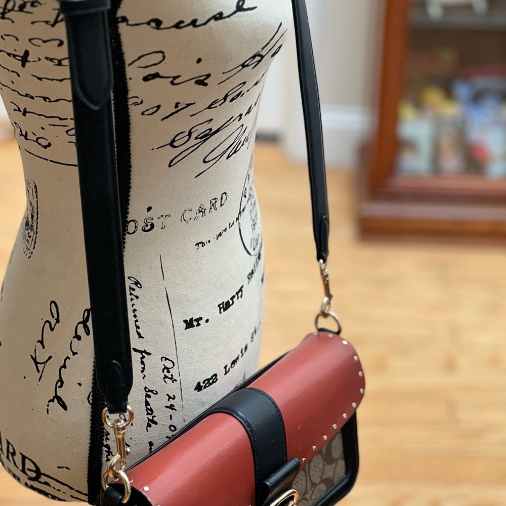 Coach Signature Canvas and Pink Leather Bag - Picture 5 of 9